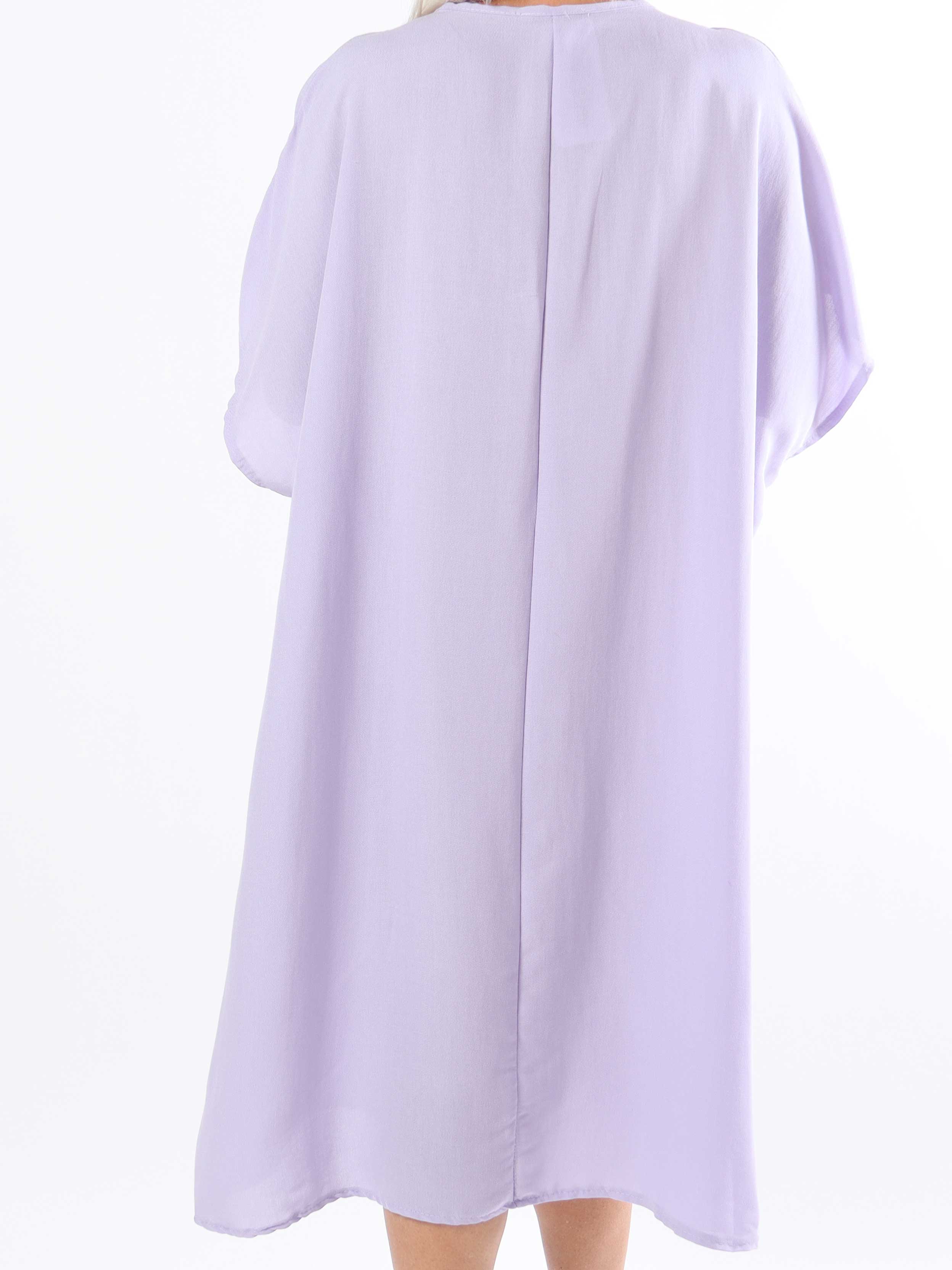 Astrid - Simpel plus size kjole med v-udskæring